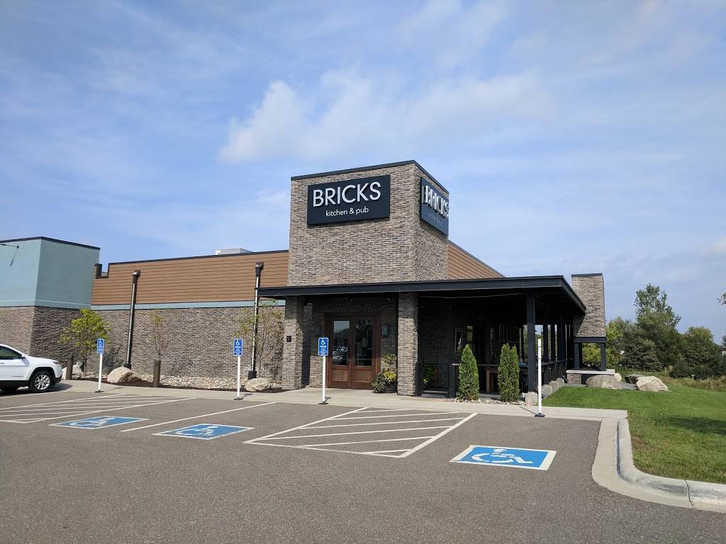 Bricks Kitchen & Pub | restaurant | 10673 Baltimore St NE, Blaine, MN 55449, USA | 7637034109 OR +1 763-703-4109