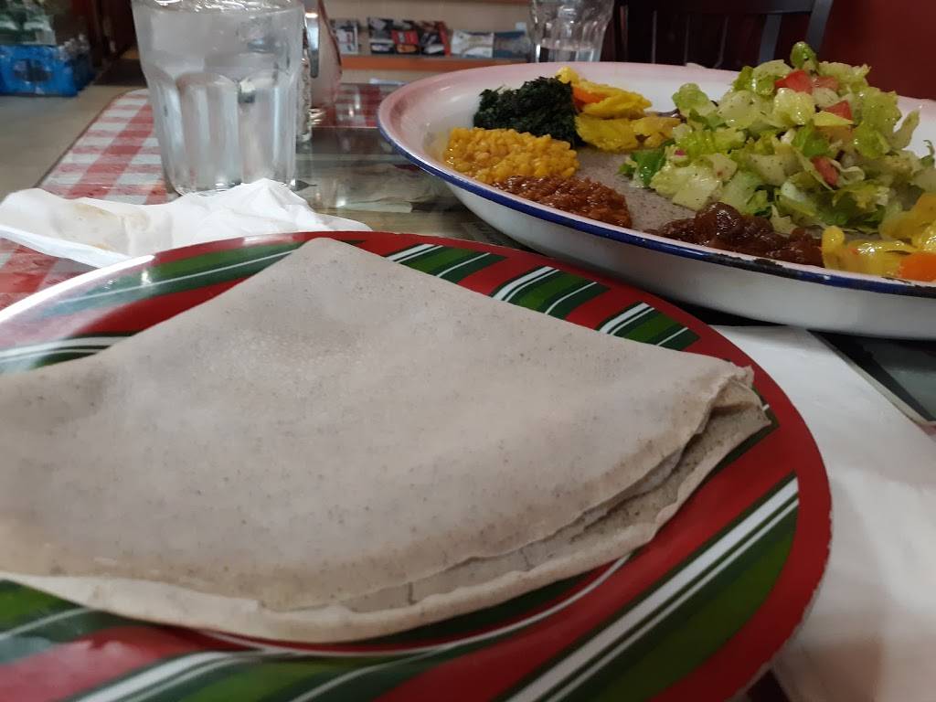 Chef Cafe | restaurant | 2200 S Jackson St, Seattle, WA 98144, USA | 2065682681 OR +1 206-568-2681