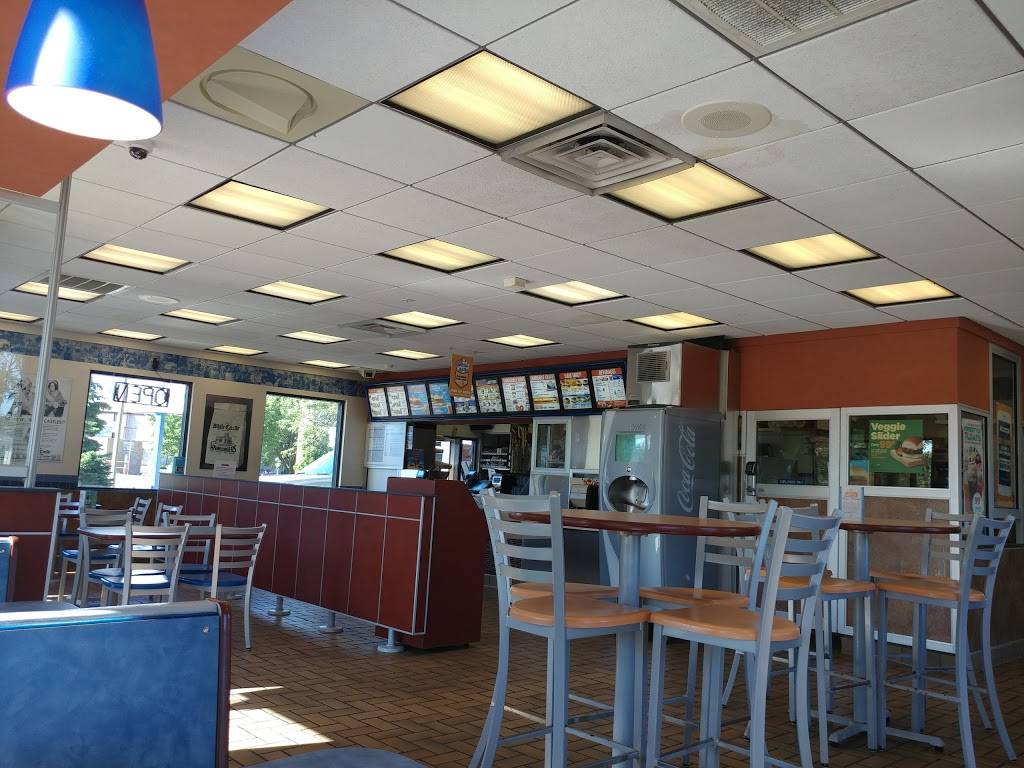 White Castle | restaurant | 17431 Dix Rd, Melvindale, MI 48122, USA | 3133862649 OR +1 313-386-2649