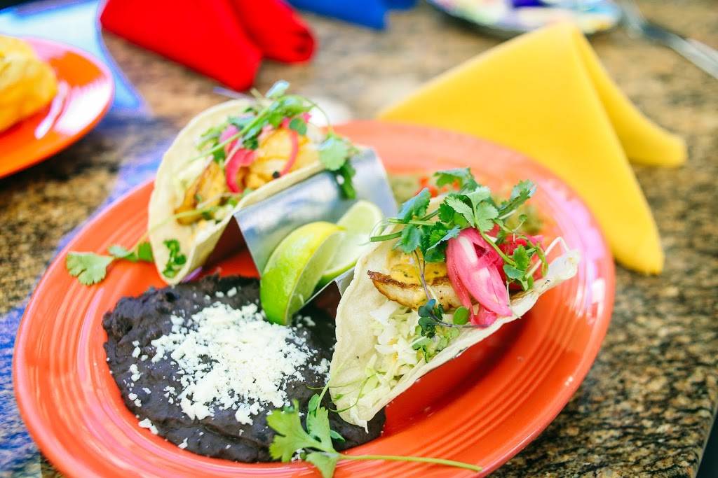 Julios Agave Grill | restaurant | 2809 Agoura Rd, Westlake Village, CA 91361, USA | 8053700145 OR +1 805-370-0145