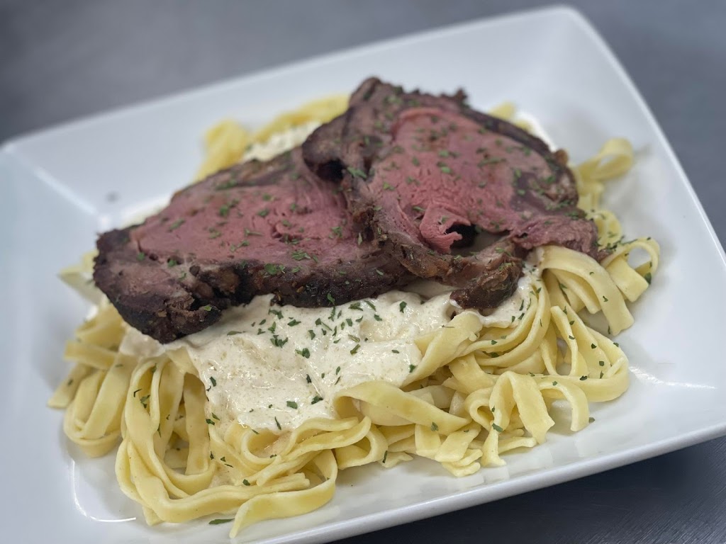 The Farmhouse Cafe & Mercantile | restaurant | 2125 Avenue G, Bay City, TX 77414, USA | 9792454900 OR +1 979-245-4900