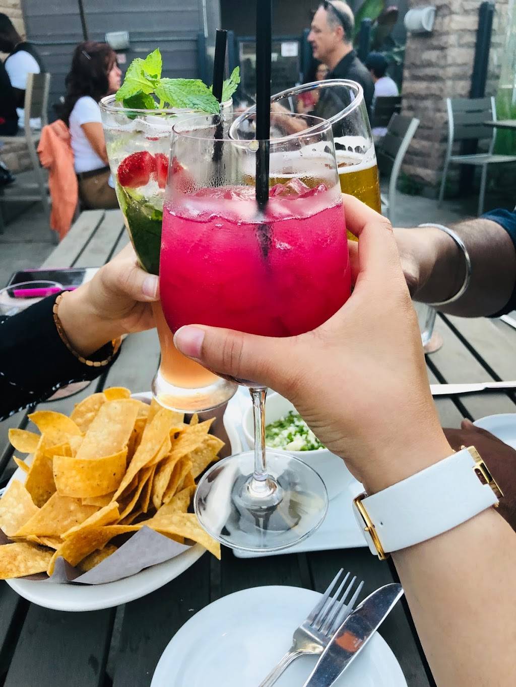 Canyon Creek Chophouse | restaurant | 299 Rathburn Rd W, Mississauga, ON L5B 4C1, Canada | 9052793342 OR +1 905-279-3342