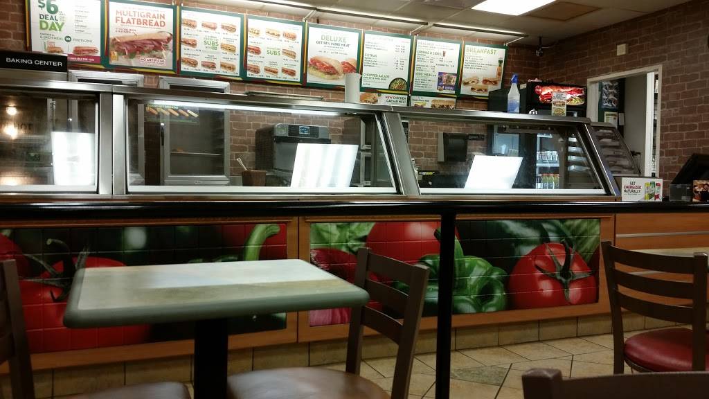 Subway Restaurants | restaurant | 5016 Manatee Ave W, Bradenton, FL 34205, USA | 9417442306 OR +1 941-744-2306