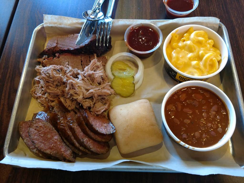 Dickeys Barbecue Pit | restaurant | 2959 Jamacha Road, El Cajon, CA 92019, USA | 6193039618 OR +1 619-303-9618