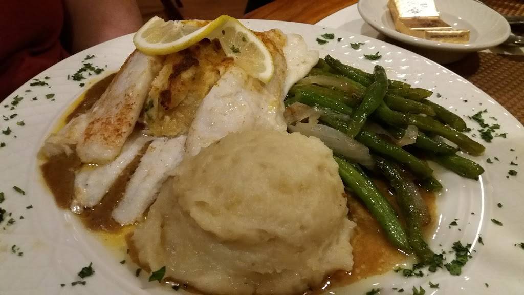 Georgios | restaurant | 149 E Lancaster Ave, Downingtown, PA 19335, USA | 6102693232 OR +1 610-269-3232