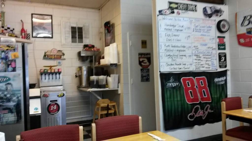 Race Car Diner | restaurant | 25641 Monroe St, Astatula, FL 34705, USA | 3522536940 OR +1 352-253-6940