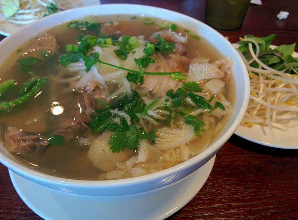 Le Pho | restaurant | 5966 Zebulon Rd, Macon, GA 31210, USA | 4782542611 OR +1 478-254-2611