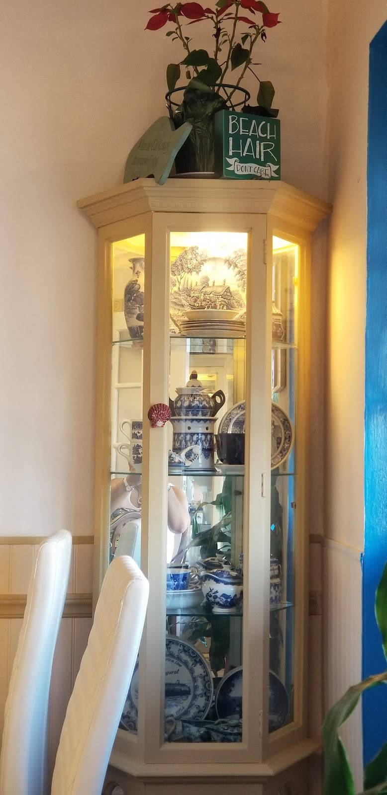 DelacaSeas Cafe | cafe | 4404 Bougainvilla Dr, Lauderdale-By-The-Sea, FL 33308, USA | 9549580907 OR +1 954-958-0907