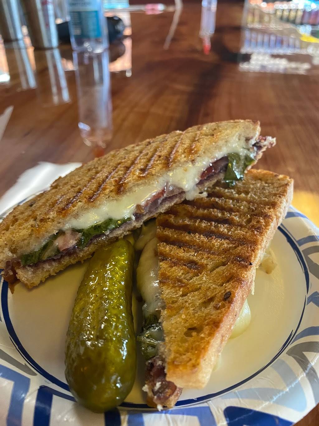 Donner Creek Brewing | restaurant | 11448 Deerfield Dr, Truckee, CA 96161, USA | 5304149923 OR +1 530-414-9923