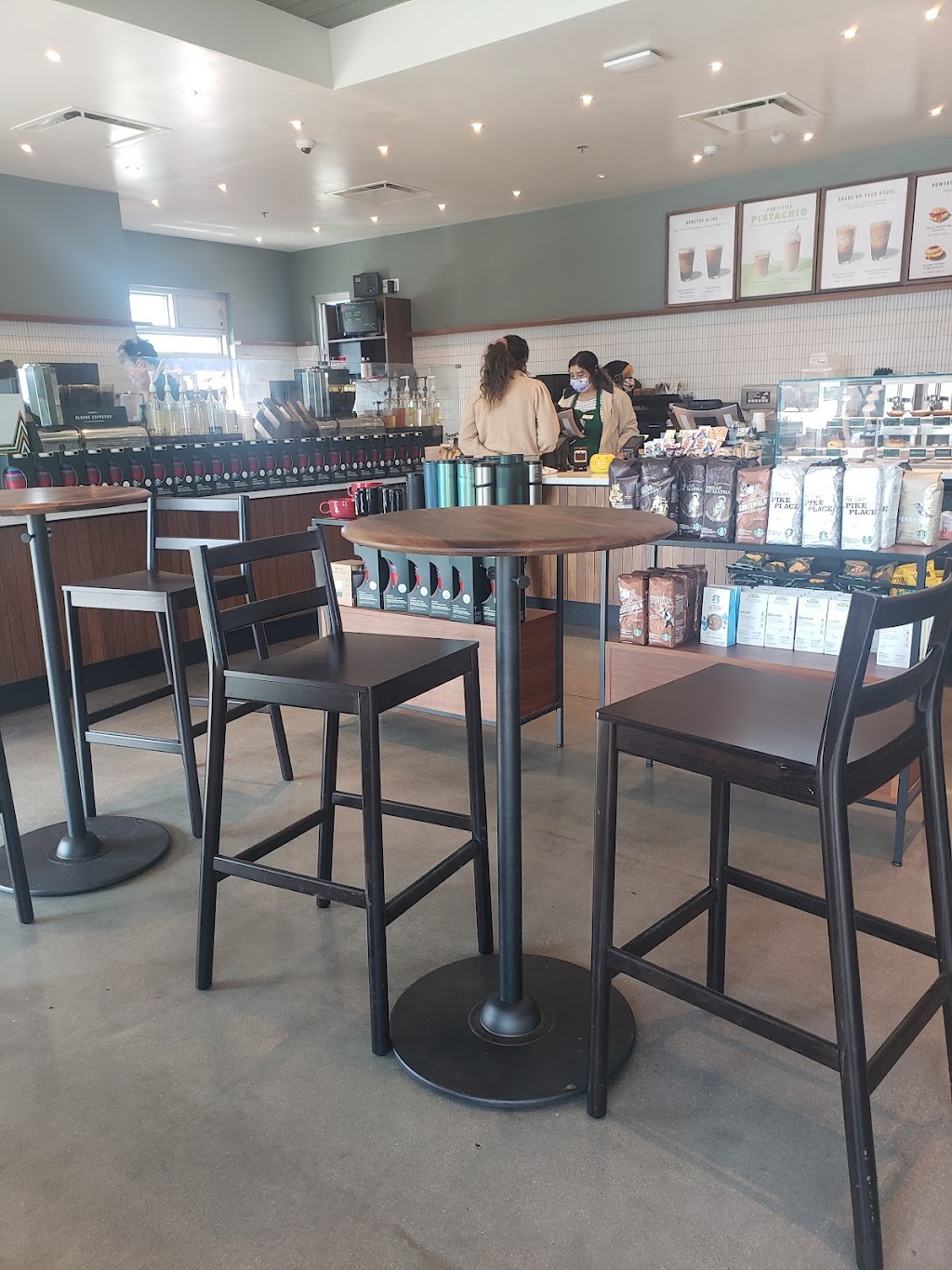 Starbucks | cafe | 111 San Felipe Rd, Hollister, CA 95023, USA | 8319000209 OR +1 831-900-0209