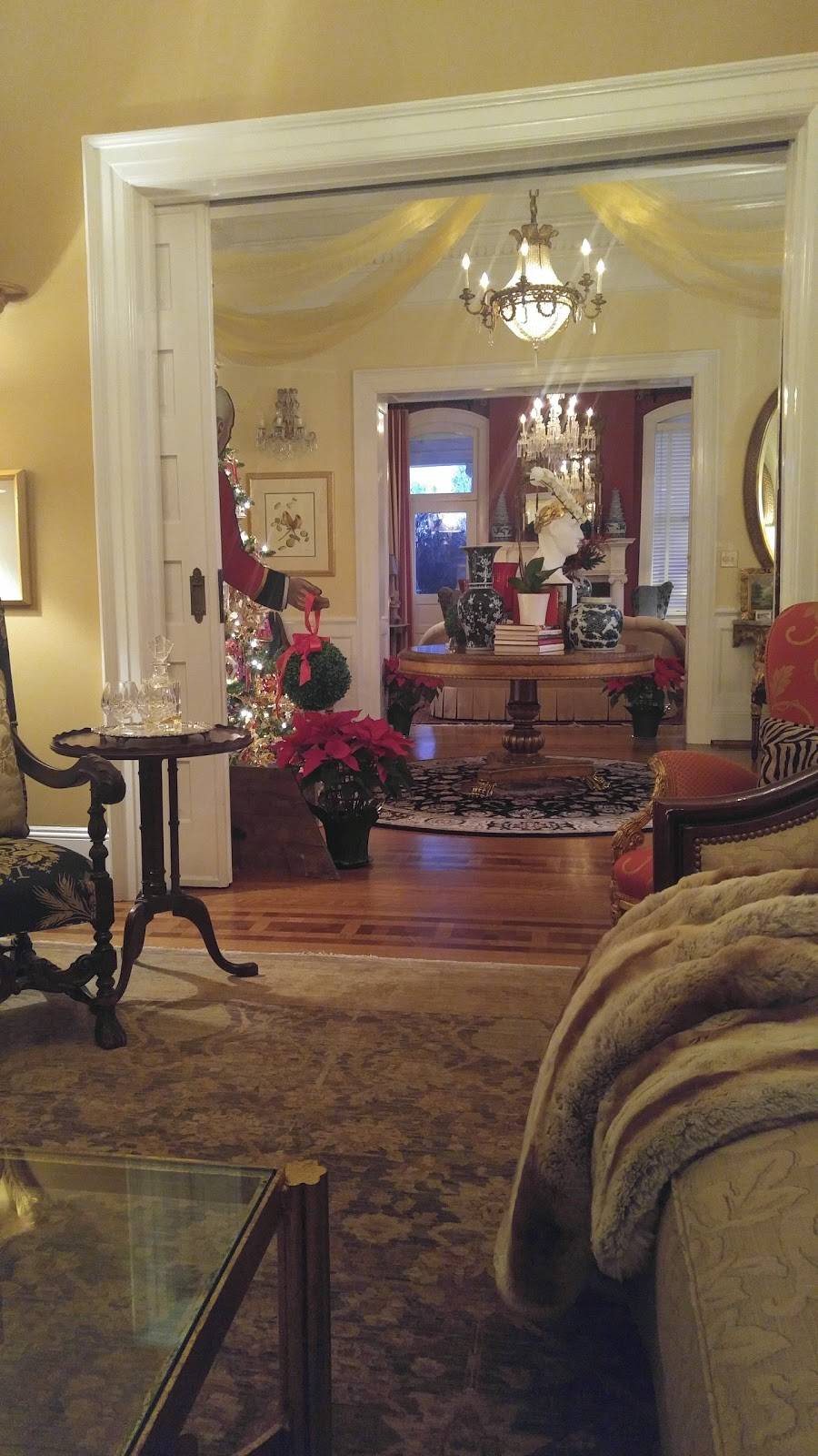 Rosewood Manor | restaurant | 900 N Main St, Marion, SC 29571, USA | 3363129260 OR +1 336-312-9260