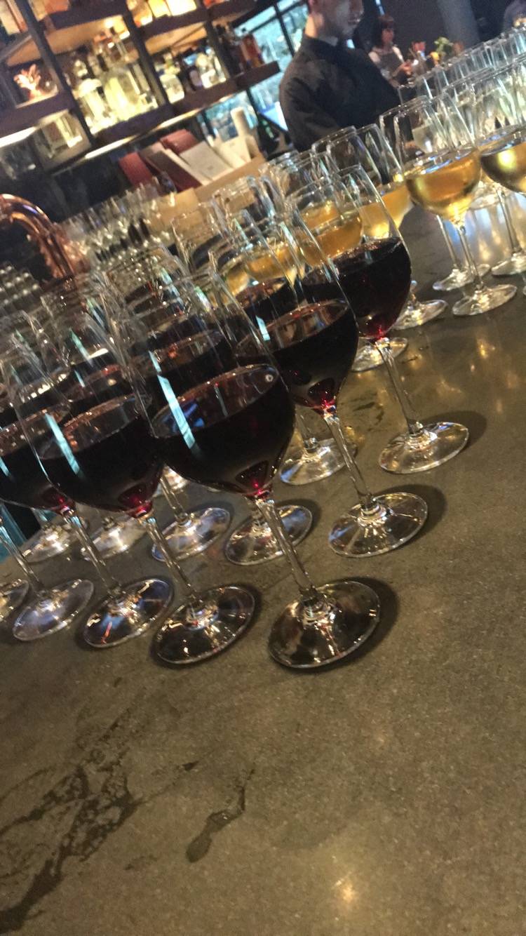 International Smoke | restaurant | 800 Sorella Ct #940, Houston, TX 77024, USA | 7137140126 OR +1 713-714-0126