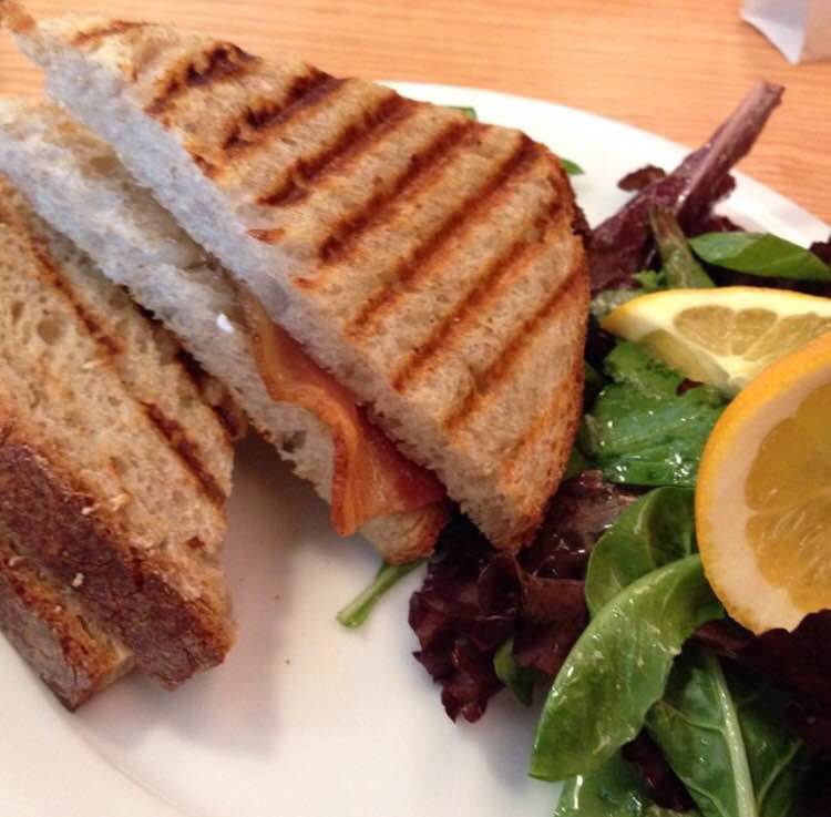 3/4 Café | restaurant | Traders Alley, Buckhannon, WV 26201, USA | 3044605928 OR +1 304-460-5928