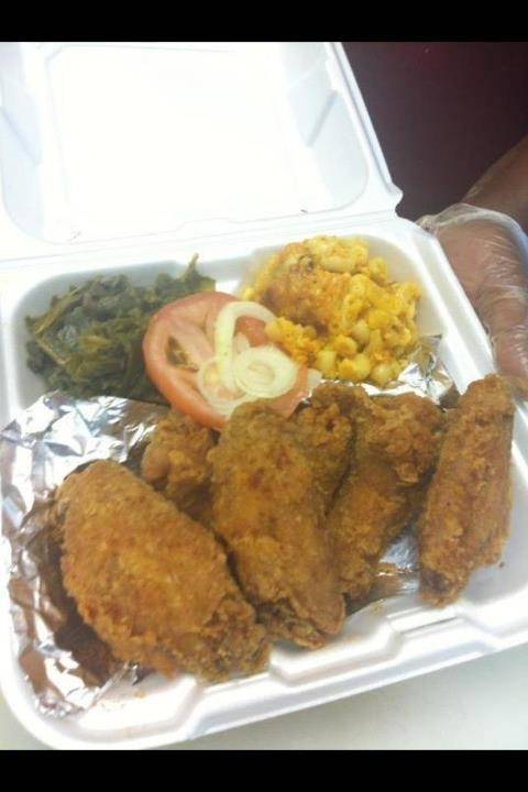 Jessie Maes Southern Creole Cuisine | restaurant | 3671 E Livingston Ave, Columbus, OH 43227, USA | 6142379818 OR +1 614-237-9818