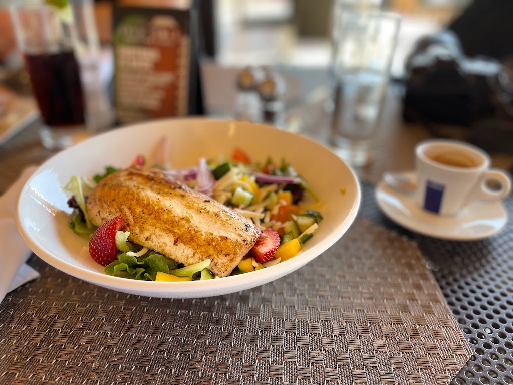 Cascade Pool Cafe at The Biltmore Hotel Miami | restaurant | 1200 Anastasia Ave Suite B, Coral Gables, FL 33134, USA | 3059133189 OR +1 305-913-3189