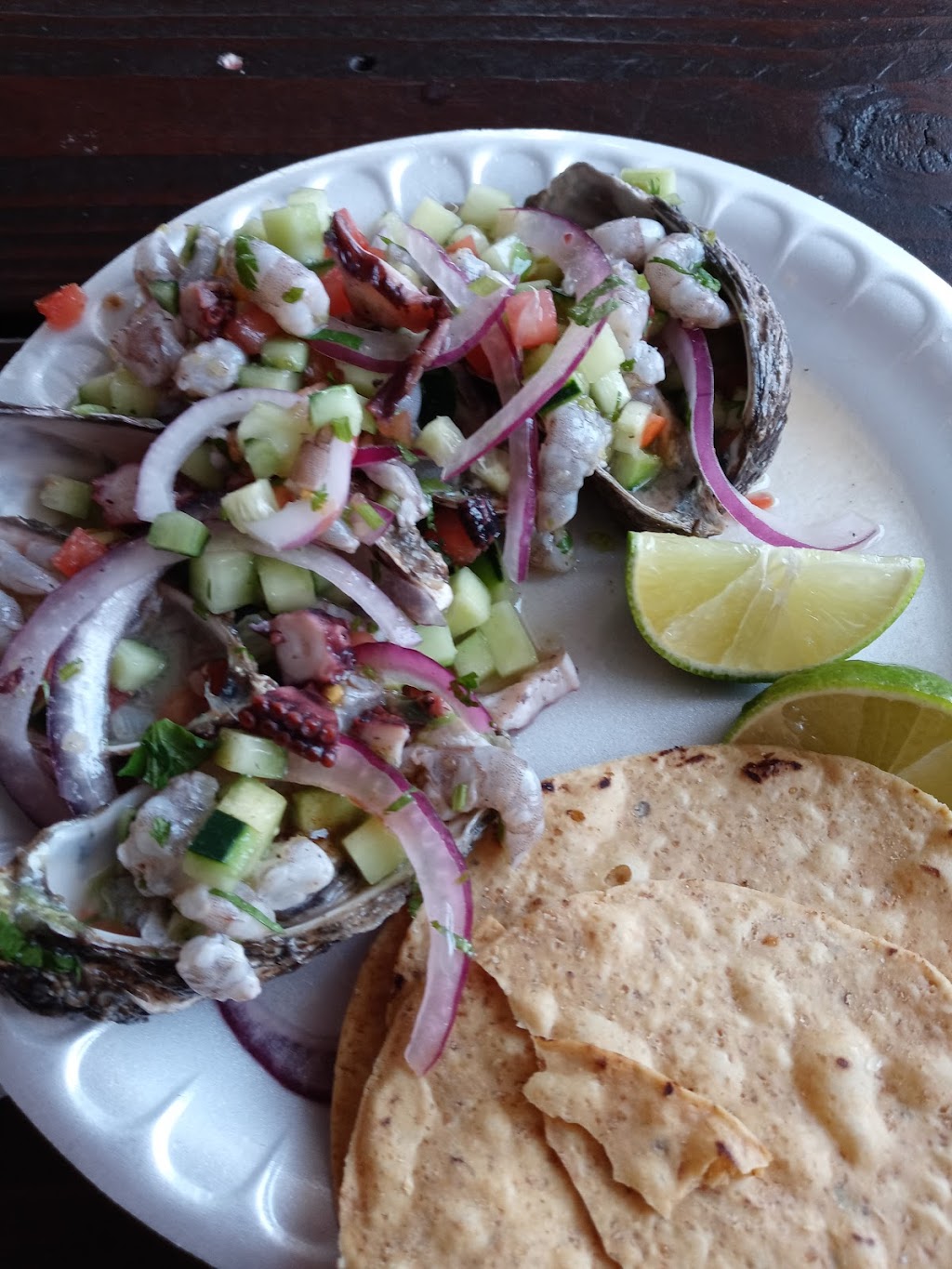 Guichos Burgers | restaurant | 2424 Crows Landing Rd, Modesto, CA 95358, USA | 2092048476 OR +1 209-204-8476