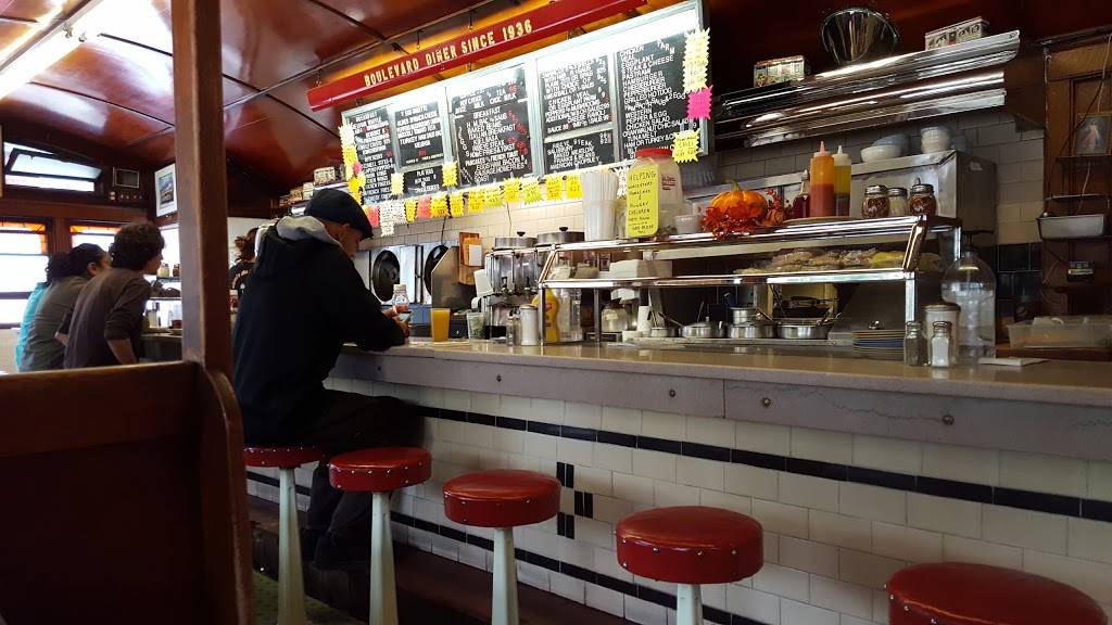 Boulevard Diner | restaurant | 155 Shrewsbury St, Worcester, MA 01604, USA | 5087914535 OR +1 508-791-4535