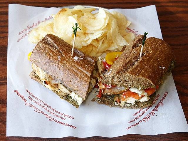 Newks Eatery | restaurant | 408 Congress Ave, Austin, TX 78701, USA | 5126472420 OR +1 512-647-2420