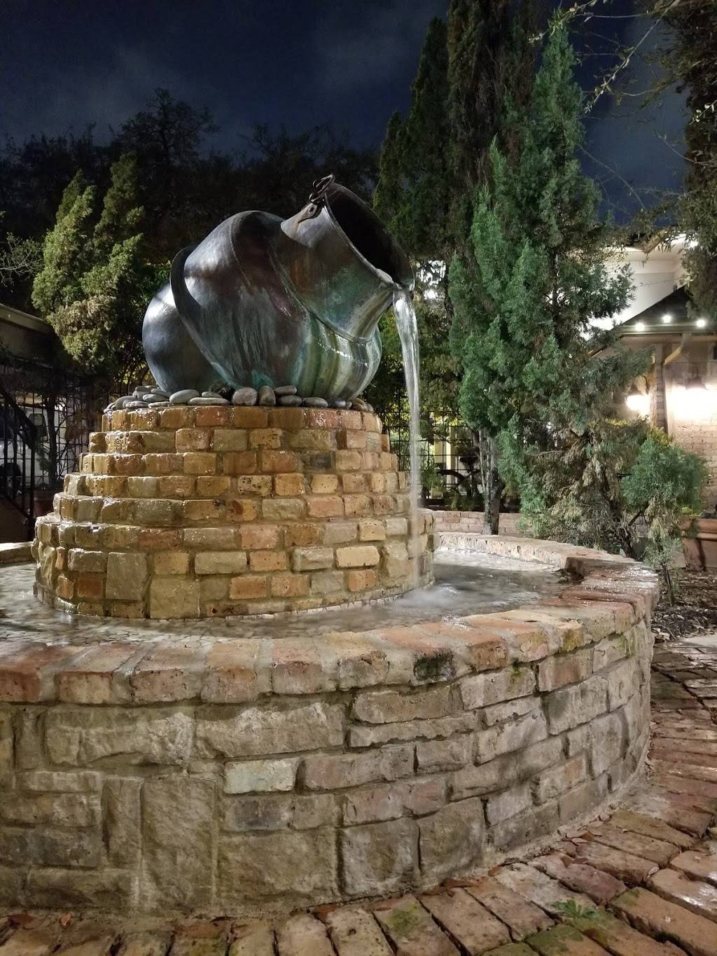 Grappino di Nino | restaurant | 2817 W Dallas St Unit #2, Houston, TX 77019, USA | 7135287002 OR +1 713-528-7002