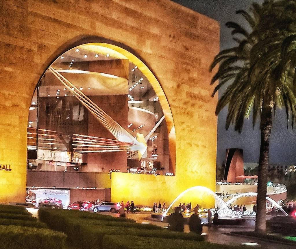 Georges Cafe | cafe | 600 Town Center Dr, Costa Mesa, CA 92626, USA | 7143385166 OR +1 714-338-5166