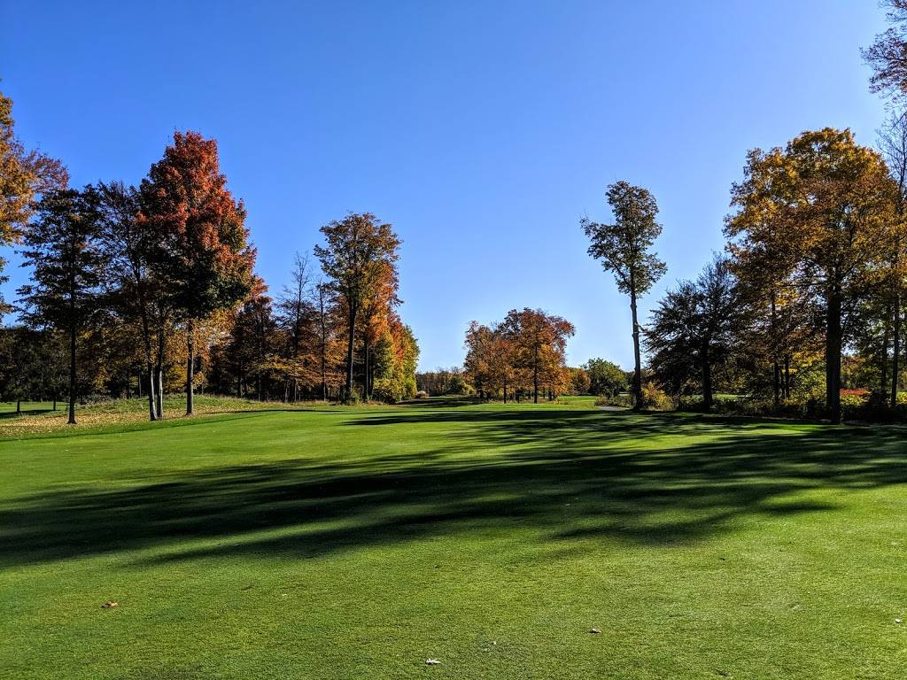 Golf Saint-Raphaël | restaurant | 1111 Montée de lÉglise, LÎle-Bizard, QC H9C 1H2, Canada | 5146964653 OR +1 514-696-4653