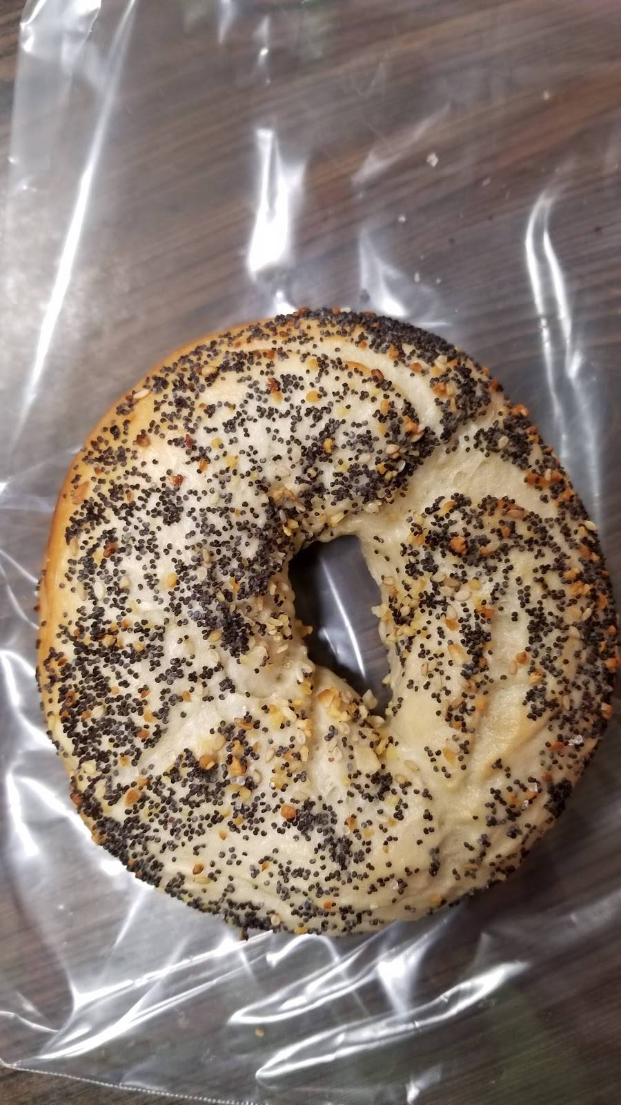 Wildflower Cafe & Bagel Shoppe | meal takeaway | 2210 10th St, Menominee, MI 49858, USA | 9068644370 OR +1 906-864-4370