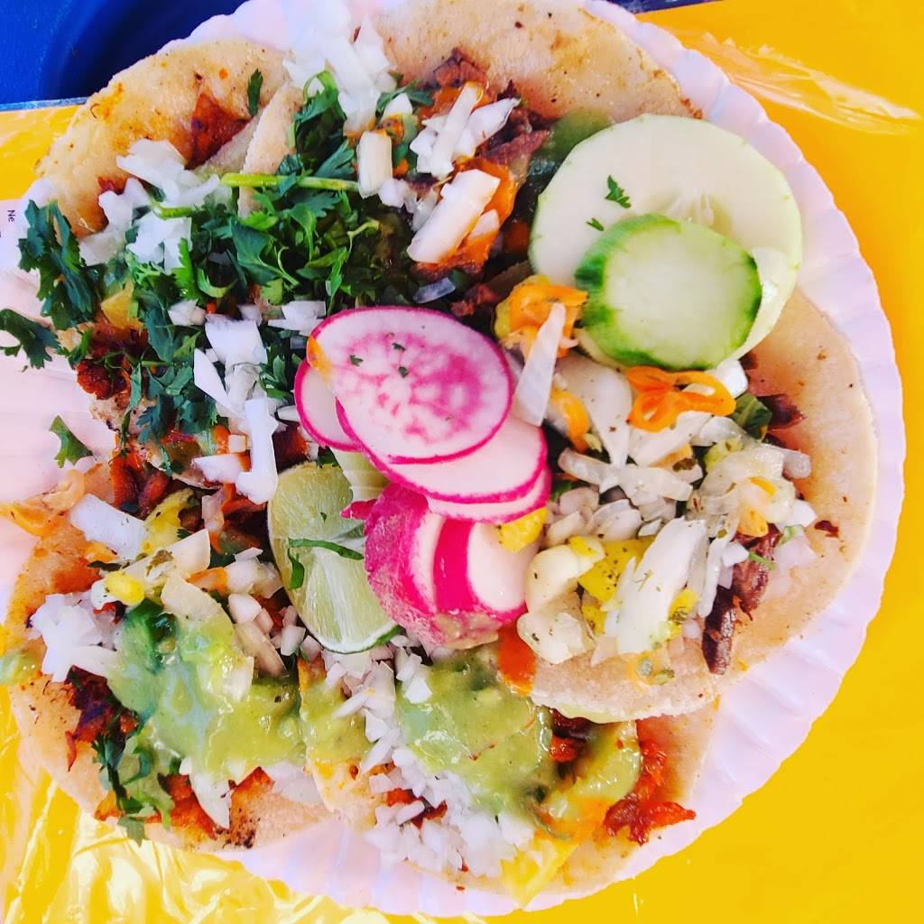 Tacos los palomos | restaurant | 52 y, S Main St, Los Angeles, CA 90001, USA | 3235436364 OR +1 323-543-6364