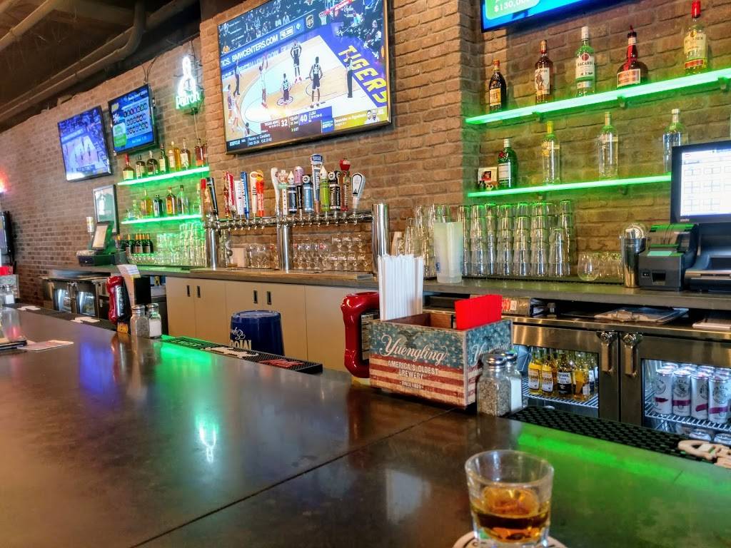 Wishbone Tavern | restaurant | 5251 Delhi Pike, Cincinnati, OH 45238, USA | 5138348607 OR +1 513-834-8607