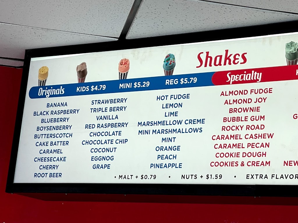 Iceberg Drive Inn - St George | restaurant | 222 UT-34, St. George, UT 84770, USA | 4356563625 OR +1 435-656-3625