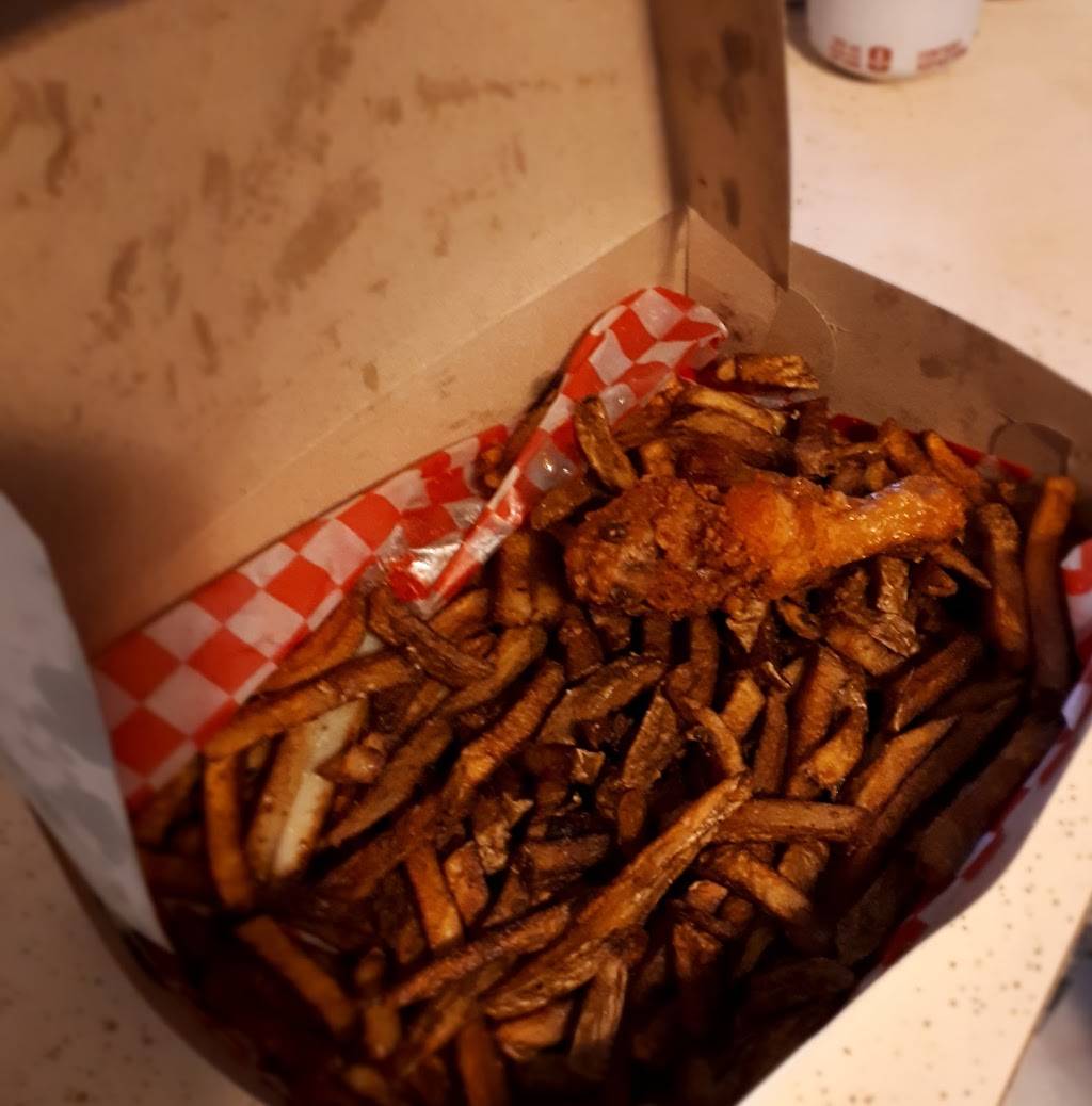 Southern Crispy Chicken | restaurant | 514 Main St N, Mount Forest, ON N0G 2L1, Canada | 5195096000 OR +1 519-509-6000