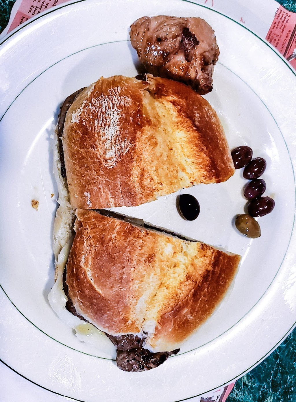 Cafe Arcuense | restaurant | 157 Walnut St, Newark, NJ 07105, USA | 9733440334 OR +1 973-344-0334