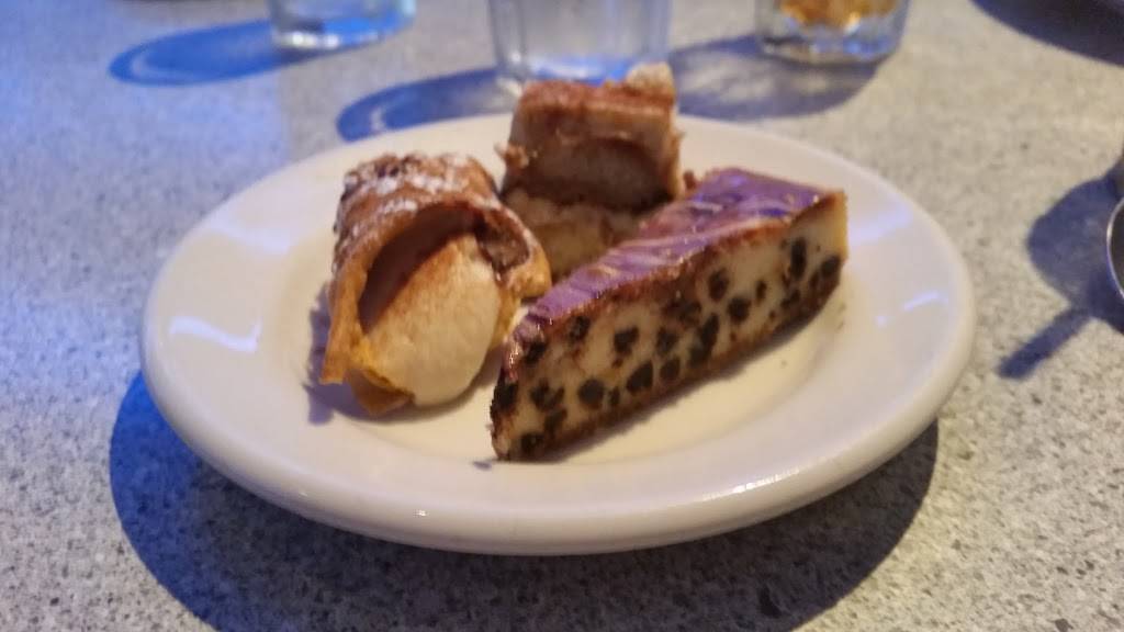 Michaels Restaurant | restaurant | 3907, 110 W Washington St, Bloomington, IL 61701, USA | 3098201330 OR +1 309-820-1330