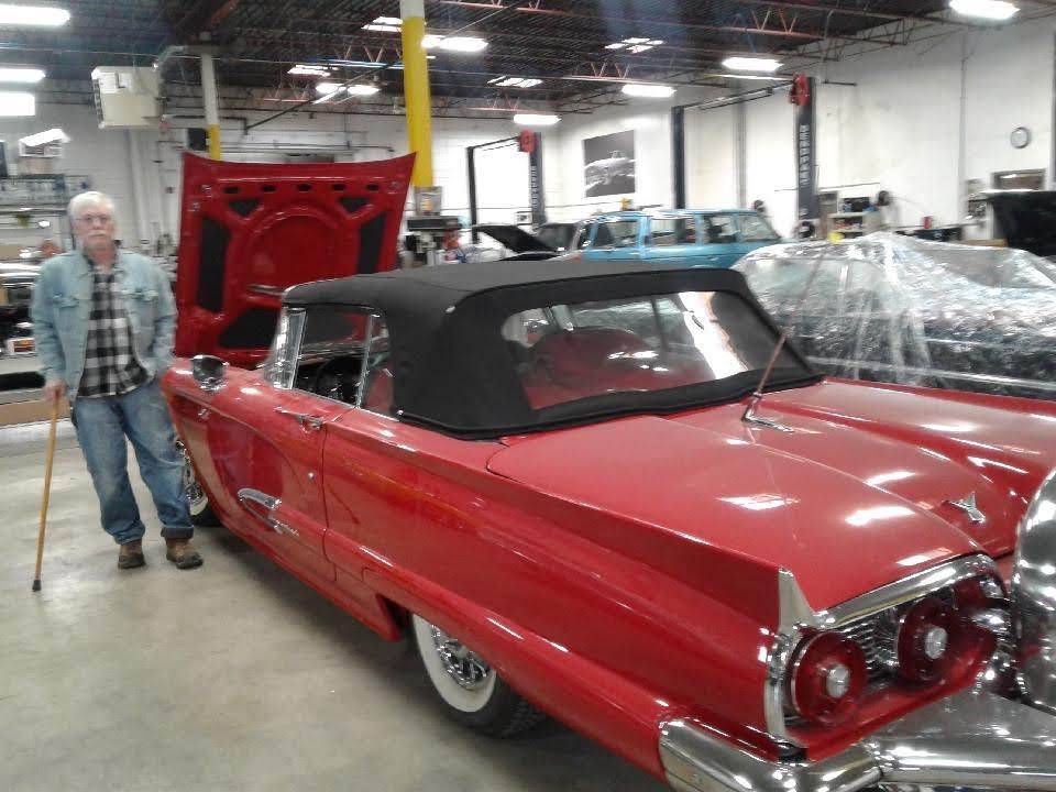 KFC | restaurant | 620 S 5th St, St Charles, MO 63301, USA | 6367236884 OR +1 636-723-6884