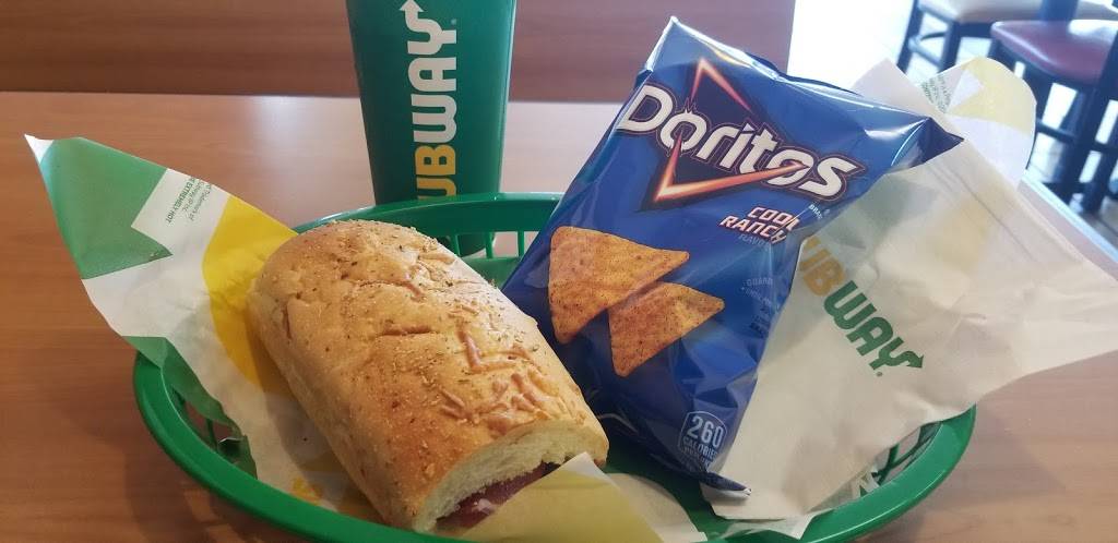 Subway Restaurants | restaurant | 445800 Hwy 28 Units A&B, Lakeway Dr, Langley, OK 74350, USA | 9187829120 OR +1 918-782-9120