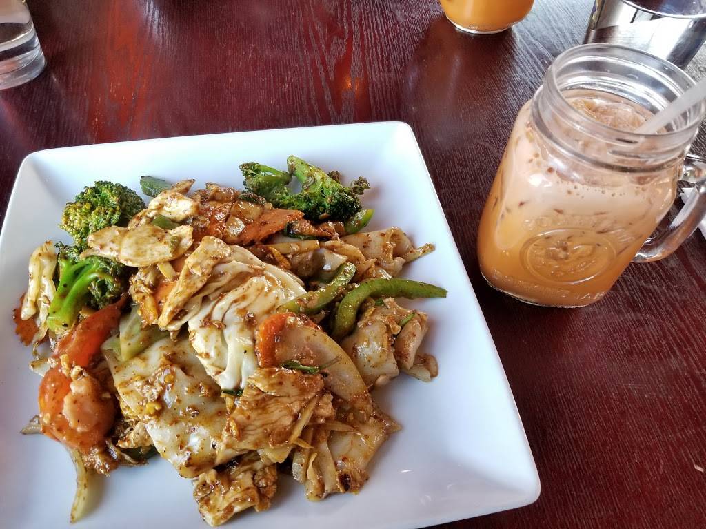Thai Eatery | restaurant | 8020 Douglas Ave SE, Snoqualmie, WA 98065, USA | 4258882025 OR +1 425-888-2025