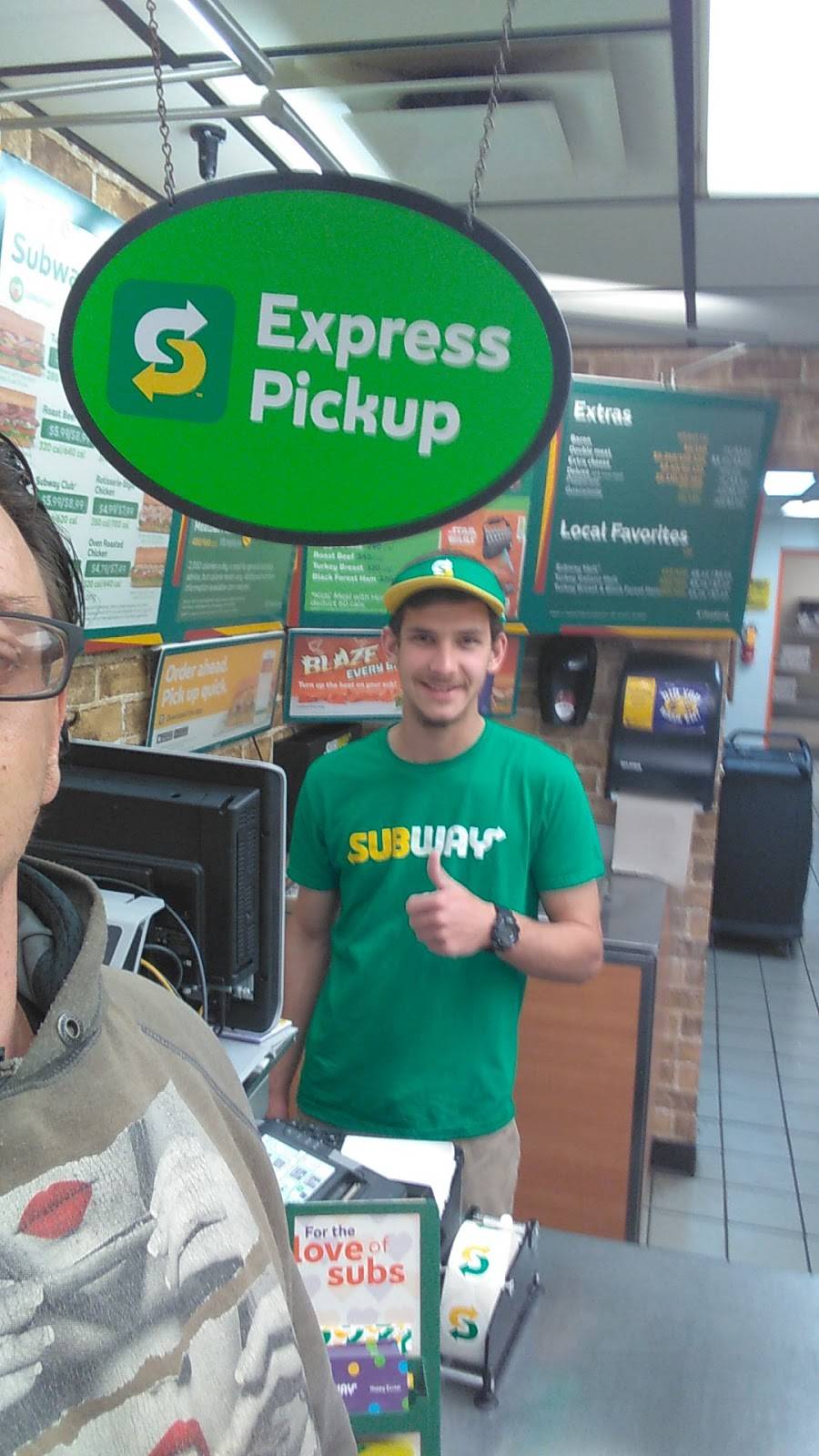 Subway | meal takeaway | 514 W Main St, Lyons, KS 67554, USA | 6202575680 OR +1 620-257-5680