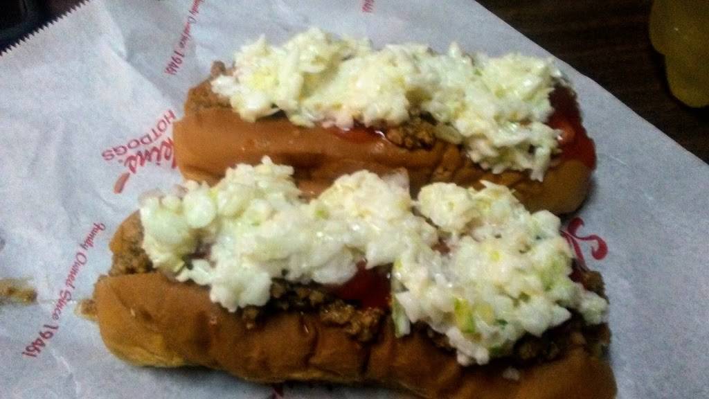 Skins Hotdogs | restaurant | 203 Hudgens St, Anderson, SC 29621, USA | 8642259229 OR +1 864-225-9229