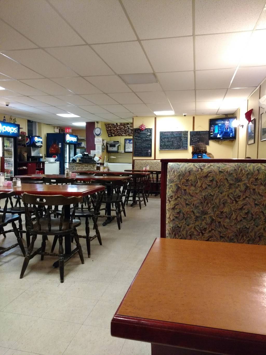 Centennial Restaurant | restaurant | 2536 Graham Street, Pakenham, ON K0A 2X0, Canada | 6136245413 OR +1 613-624-5413