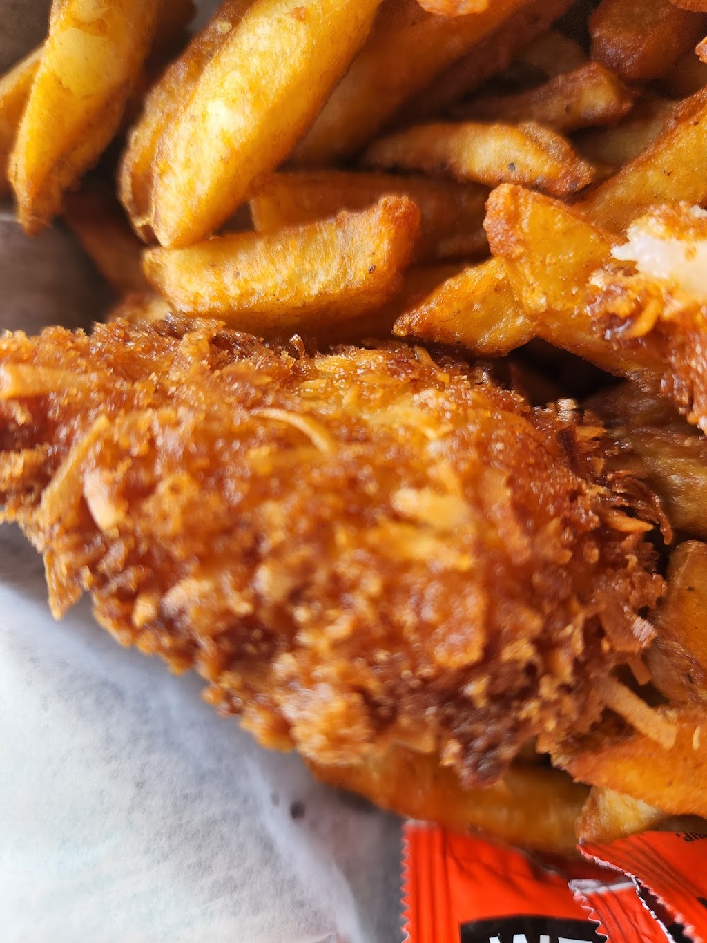 Deckside cafe and tiki bar | restaurant | 6200 Estero Blvd, Fort Myers Beach, FL 33931, USA | 2394633131 OR +1 239-463-3131