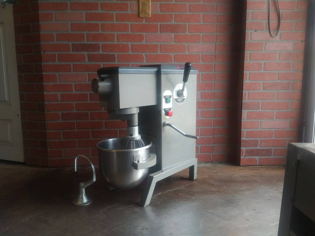 The Equipment Zone | restaurant | 104-7 Northern Blvd, Corona, NY 11368, USA | 7187794099 OR +1 718-779-4099