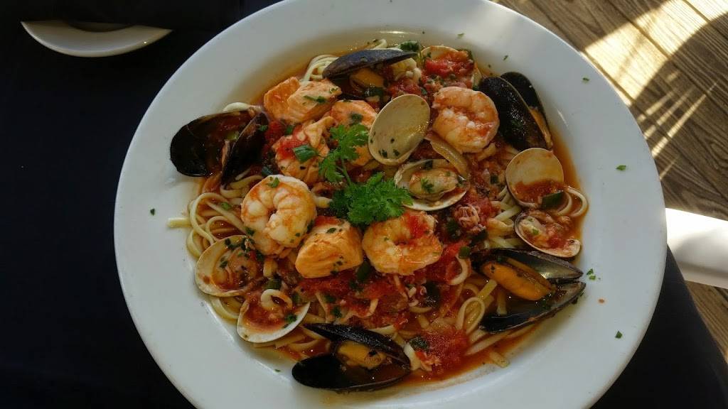 Josephs Italian Bistro & Chop House | restaurant | 5003 OQuinn Blvd SE C, Southport, NC 28461, USA | 9104544440 OR +1 910-454-4440