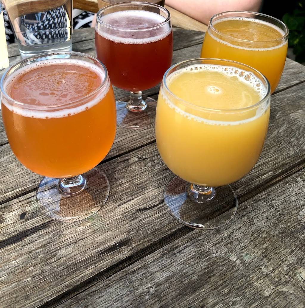 Commonwealth Brewing Co | restaurant | 2444 Pleasure House Rd, Virginia Beach, VA 23455, USA | 7573059652 OR +1 757-305-9652