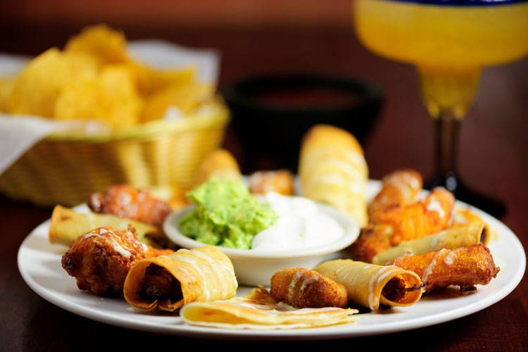 El Jimador | restaurant | 171 Daniel Webster Hwy, Belmont, NH 03220, USA | 6035278122 OR +1 603-527-8122