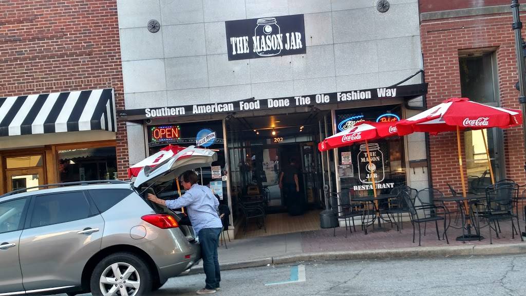 The Mason Jar | restaurant | 202 Trade St, Greer, SC 29651, USA | 8648794454 OR +1 864-879-4454