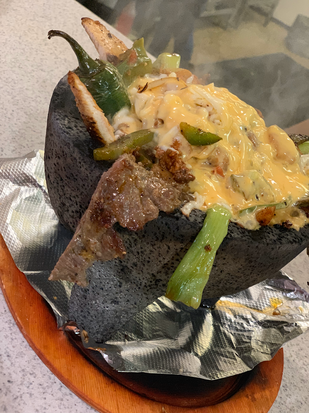 Los Jarritos Bar and Grill | restaurant | 836 2nd St, Lasalle, IL 61301, USA | 8152201840 OR +1 815-220-1840