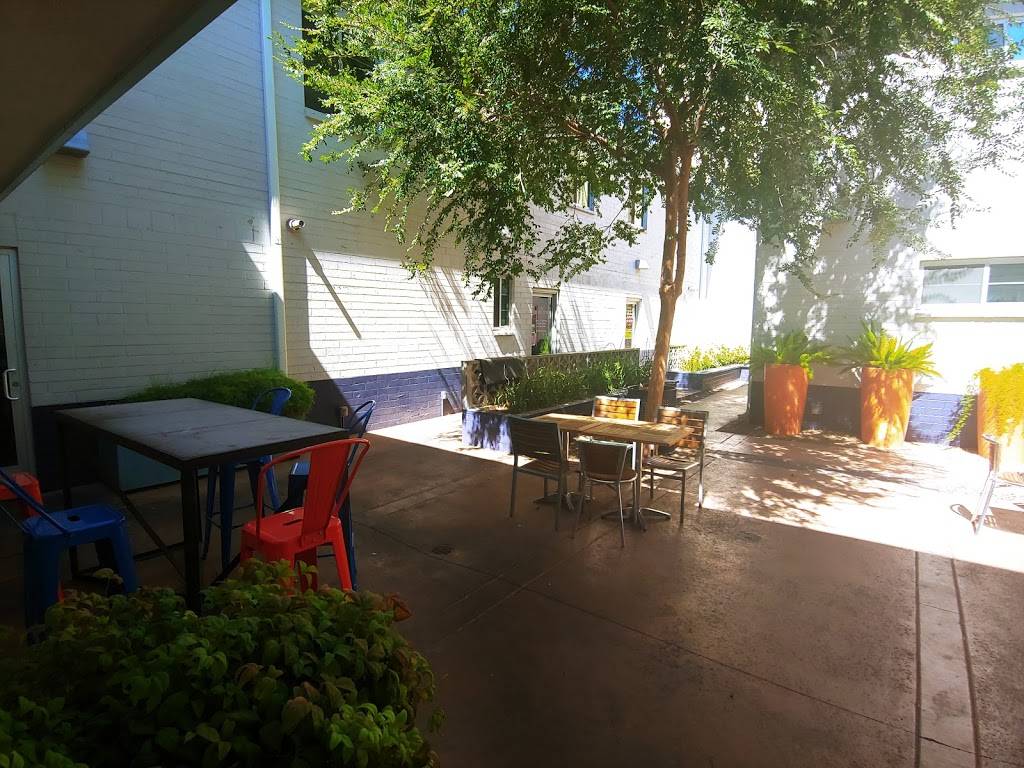 Juice Stars Downtown Las Vegas | restaurant | 124 S 6th St #160, Las Vegas, NV 89101, USA | 7023316888 OR +1 702-331-6888