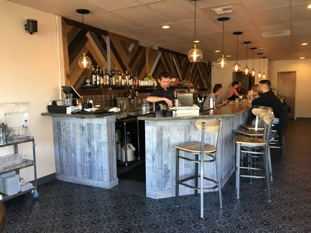 Box Bar | meal takeaway | 5401 California Ave SW, Seattle, WA 98136, USA | 2064329554 OR +1 206-432-9554