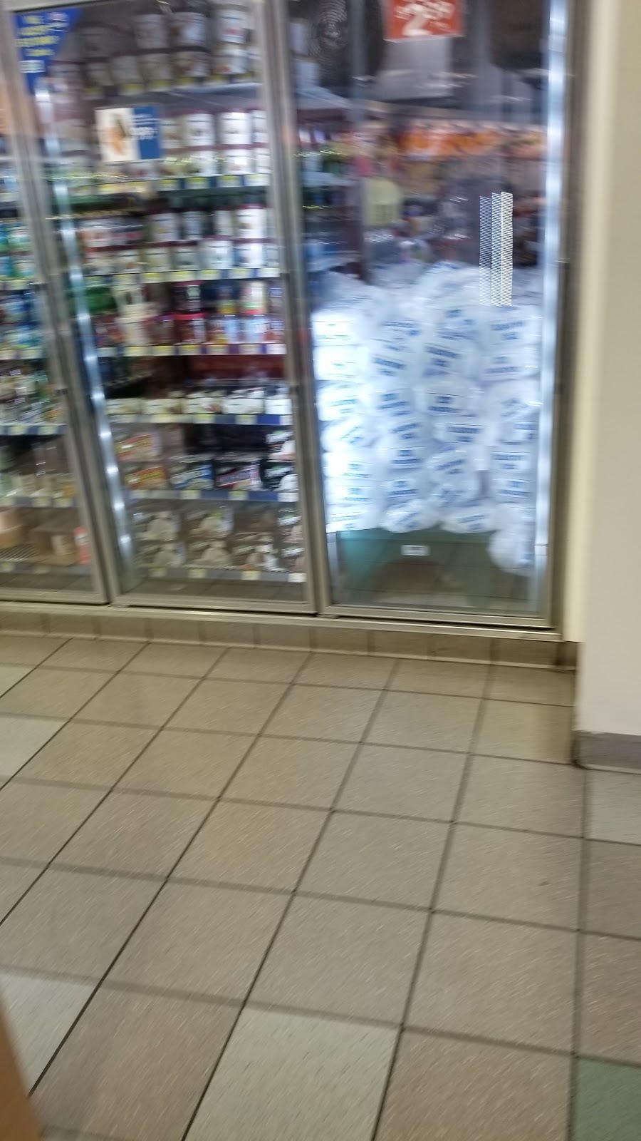 Royal Farms | meal takeaway | 1915 Belair Rd, Fallston, MD 21047, USA | 4106980121 OR +1 410-698-0121