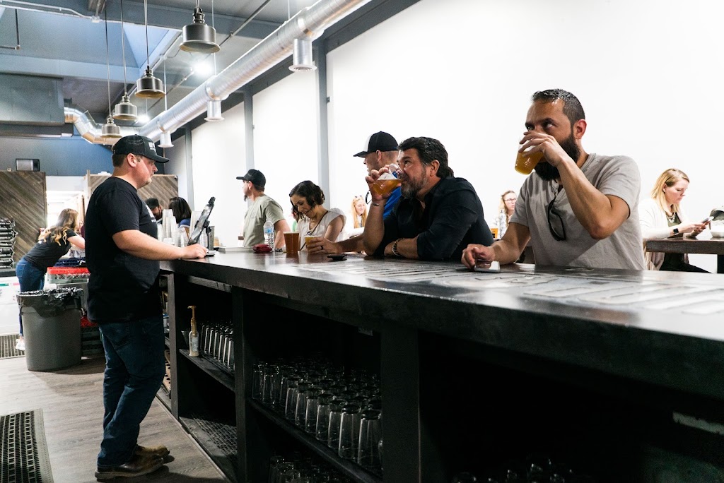 Hop Forged Brewing Company, LLC | restaurant | 106 W 7th St, Hanford, CA 93230, USA | 5596703097 OR +1 559-670-3097