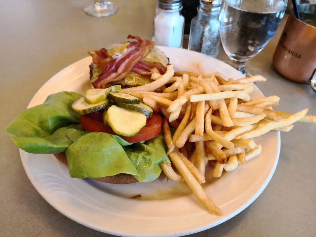 Presidio Cafe | cafe | 300 Finley Rd, San Francisco, CA 94129, USA | 4155614661 OR +1 415-561-4661